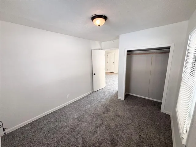 $214,900 | 1116 Lake Maurer Road, Excelsior Springs, MO 64024