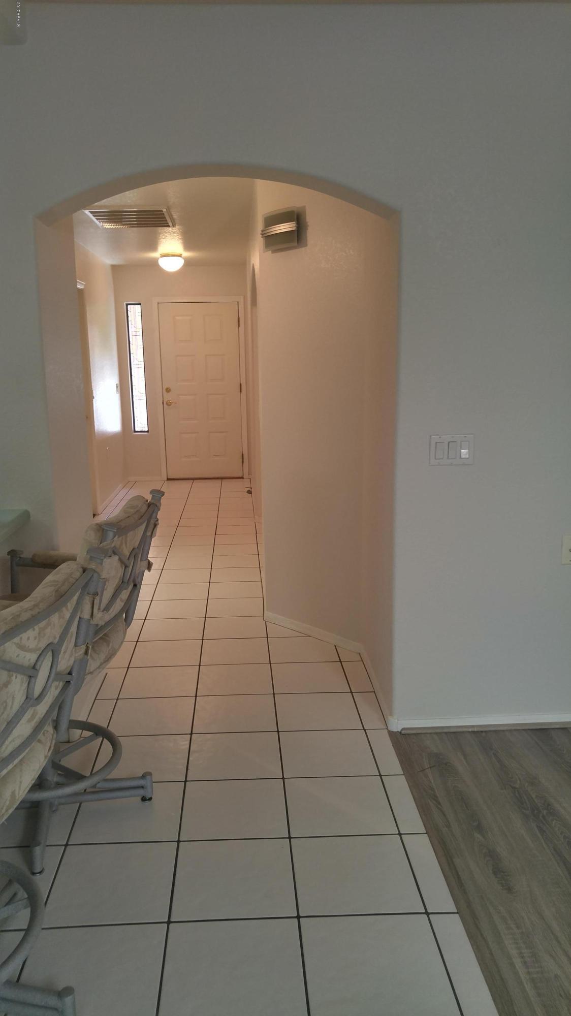 2329 North Recker Road, Unit 91 Mesa, AZ 85215 - Photo 8 of 71 Entry hall