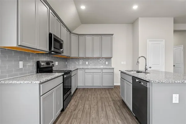 $309,990 | 3208 Dottavio Road, Lorena, TX 76655