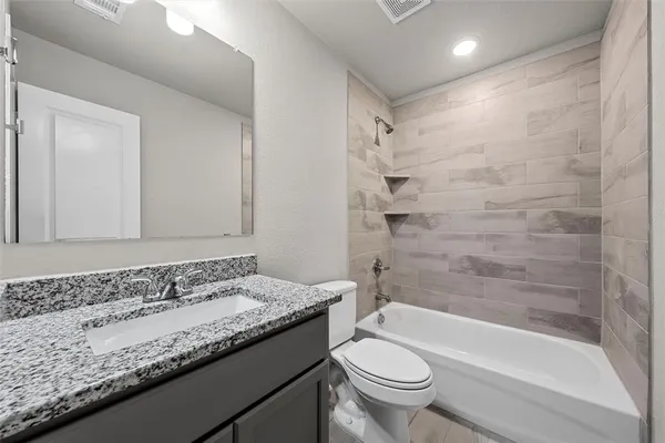 $309,990 | 3208 Dottavio Road, Lorena, TX 76655