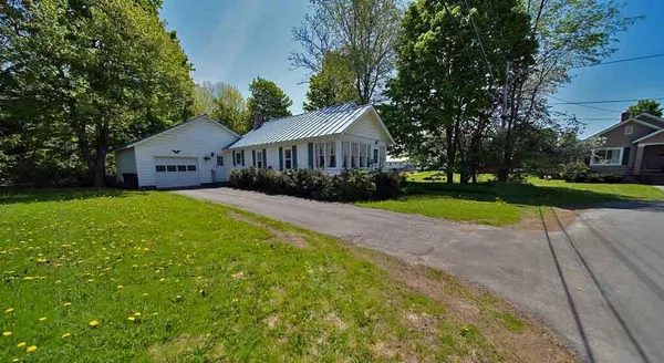 $199,500 | 6 Pleasant Court, Houlton, ME 04730