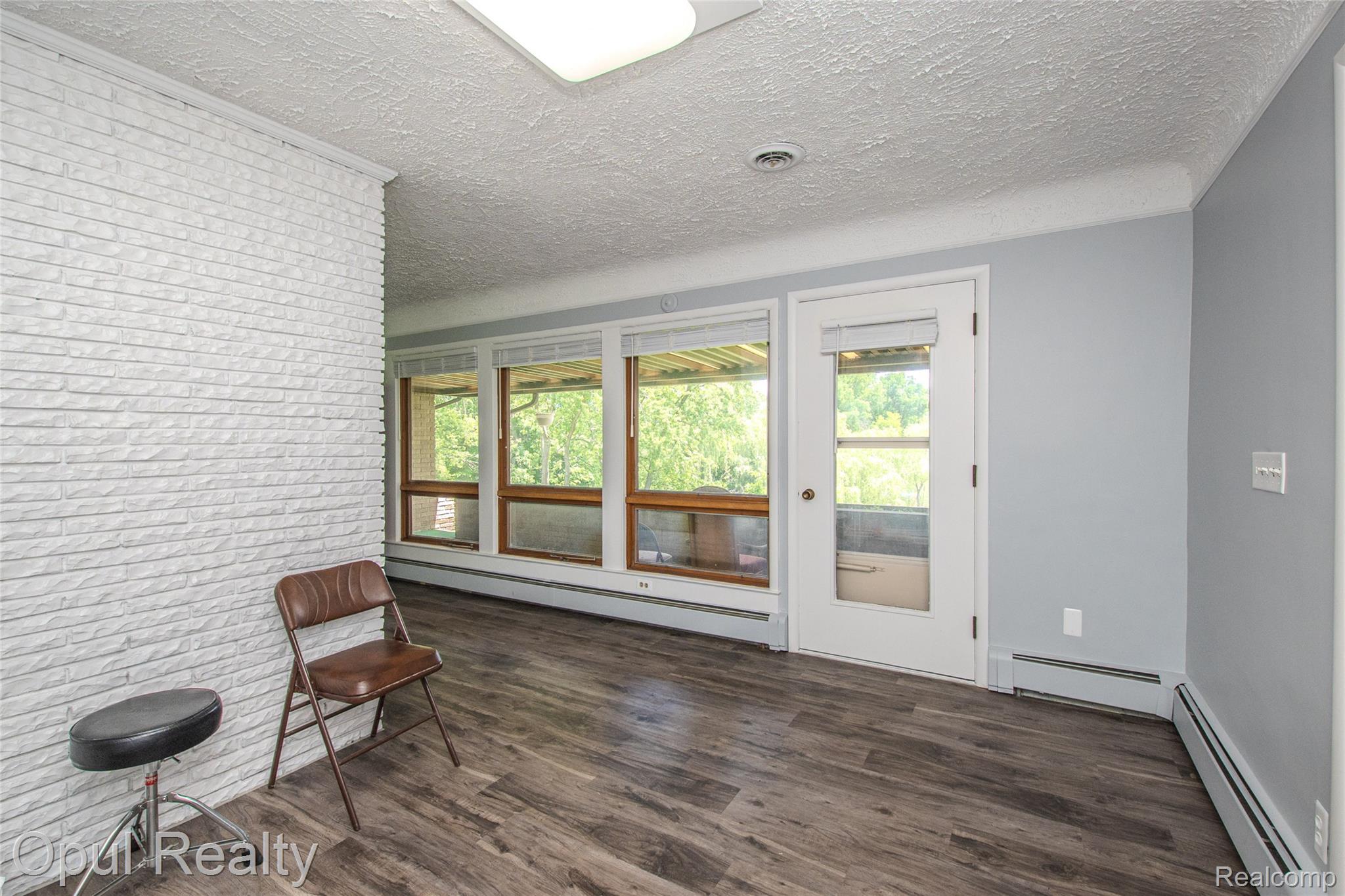 6455 Norham Road Bloomfield Hills, MI 48301 - Photo 39 of 93 059_62.jpg