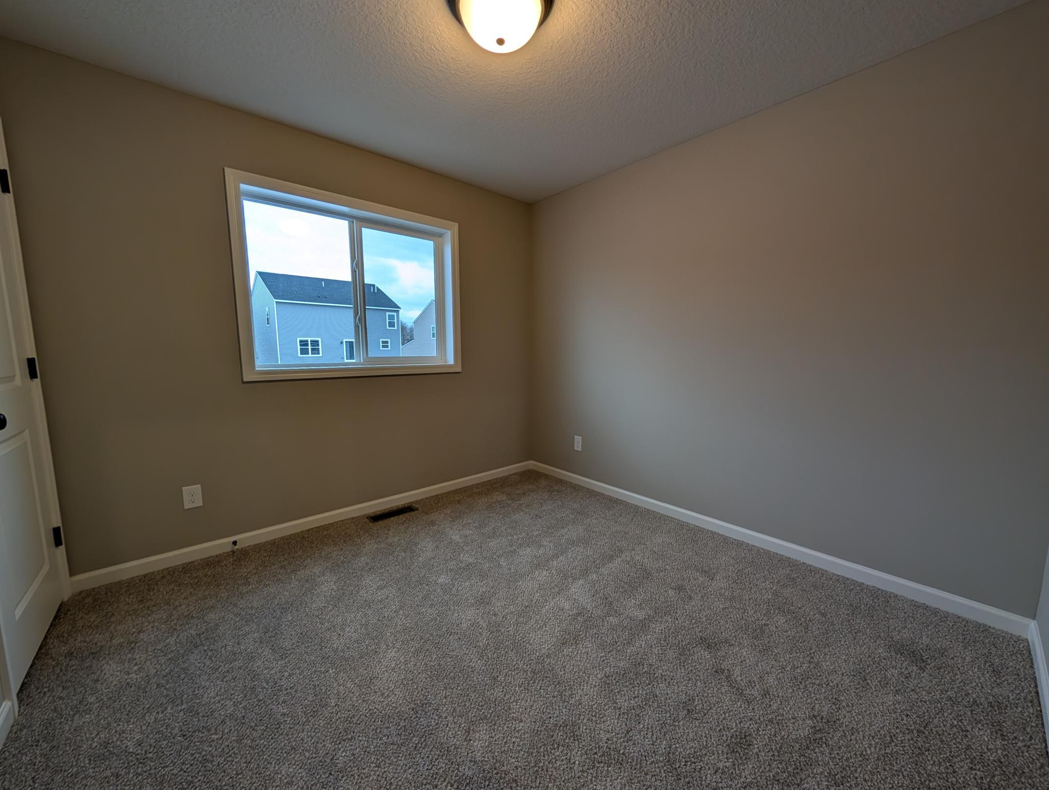 10554 Goodwin Avenue South Cottage Grove, MN 55016 - Photo 7 of 21