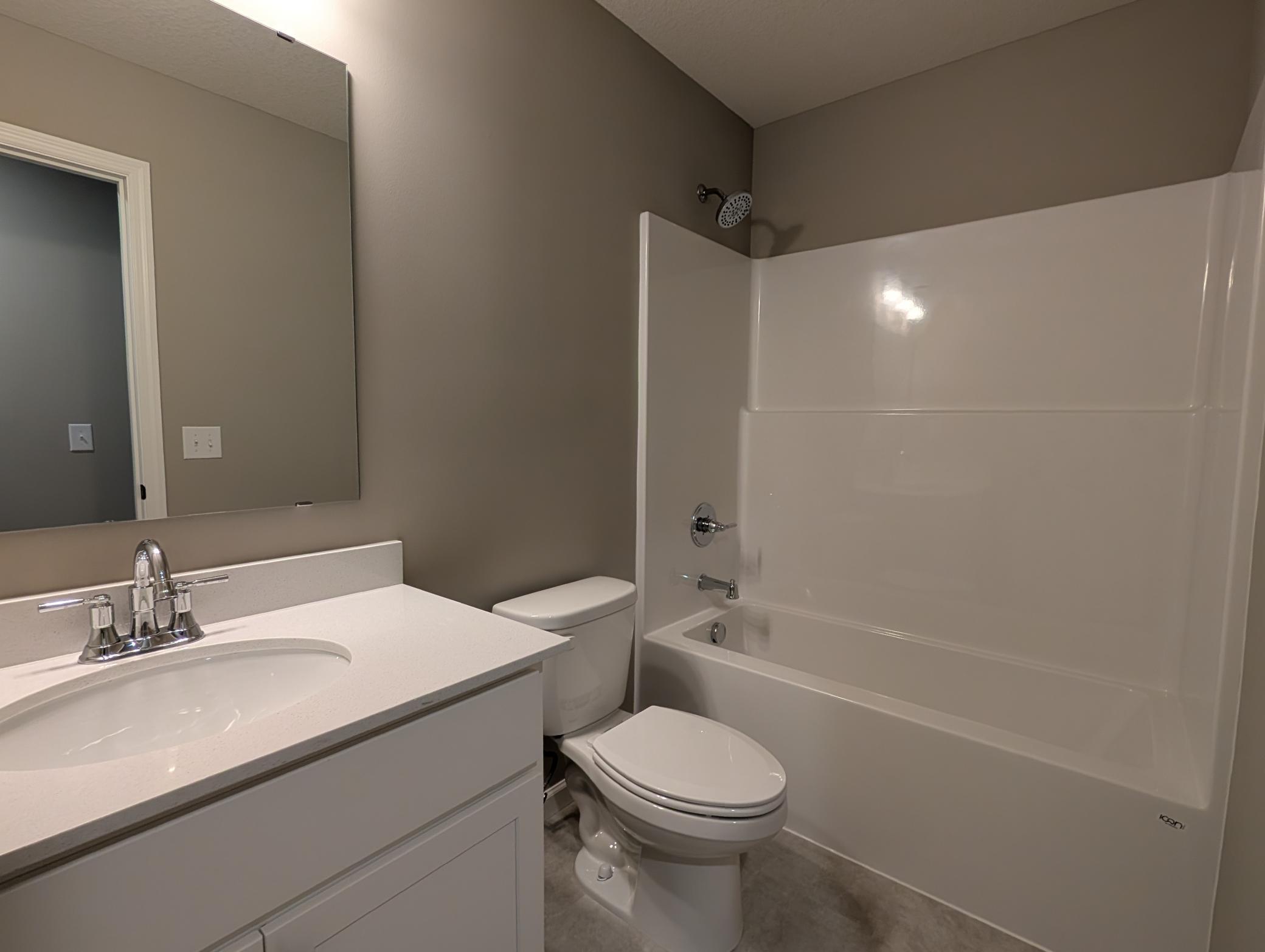 10554 Goodwin Avenue South Cottage Grove, MN 55016 - Photo 8 of 21