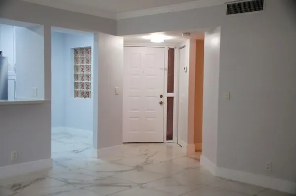 $2,200 | 10700 Northwest 14th Street, Unit 146, Plantation, FL 33322