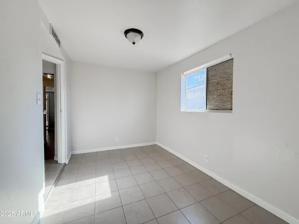 $895 | 9606 North 11th Avenue, Unit 106, Phoenix, AZ 85021