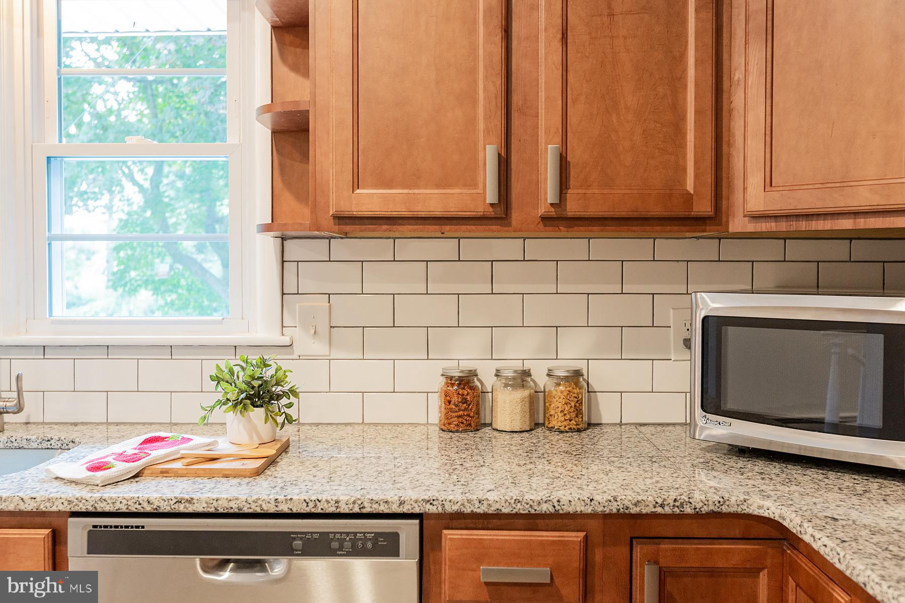 2313 Helena Road Lancaster, PA 17603 - Photo 36 of 72 subway tile backsplash