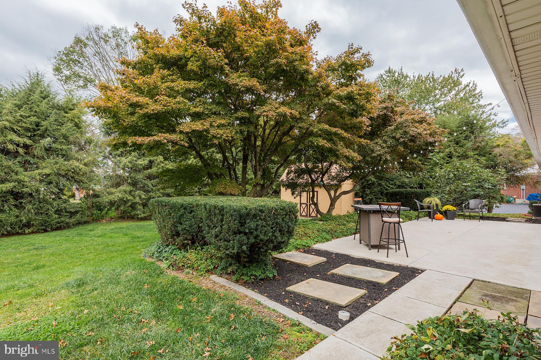 2313 Helena Road Lancaster, PA 17603 - Photo 7 of 72 back patio