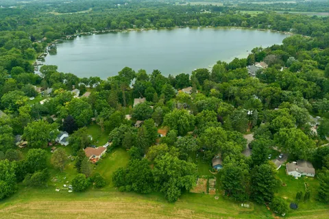 $198,000 | W376-s5156 East Pretty Lake Road, Ottawa, WI 53118