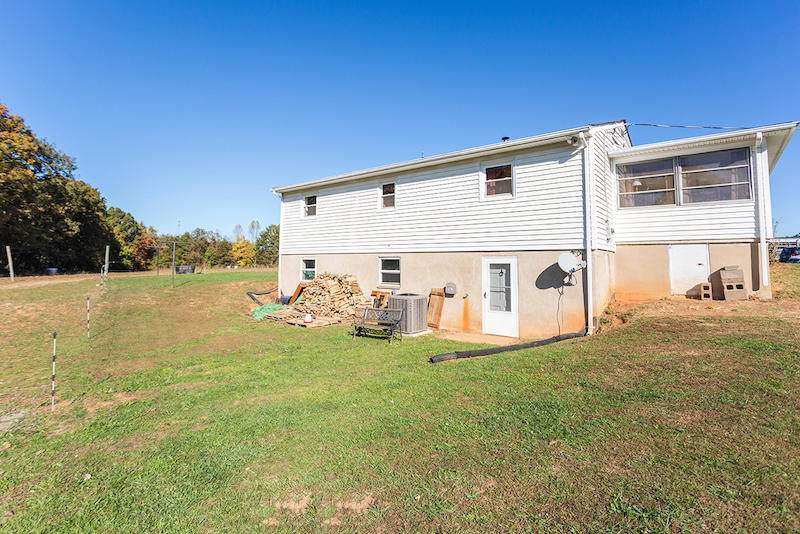 56 Farmers Road Gladys, VA 24554 - Photo 35 of 54 DGA_0990