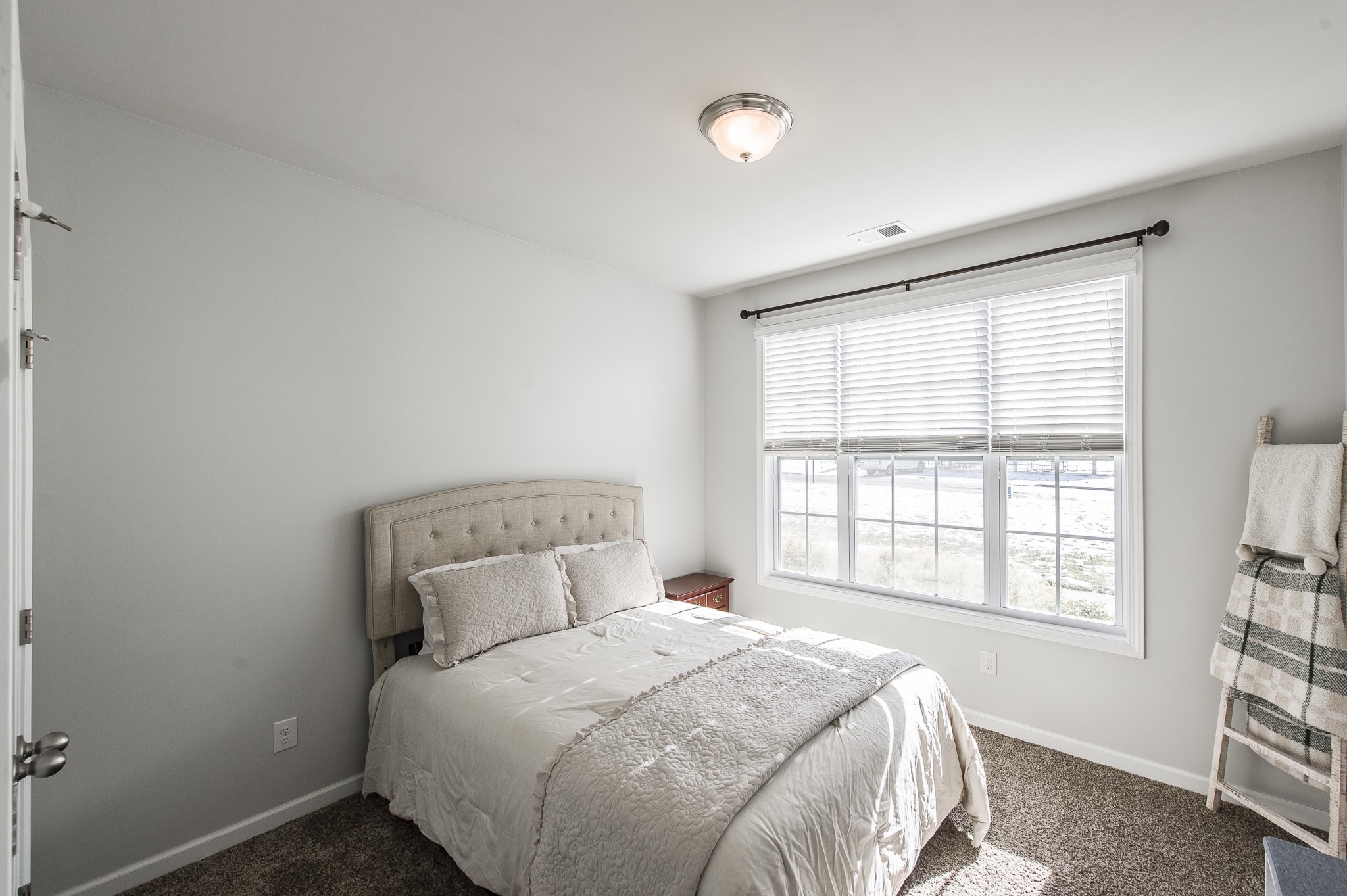 338 Manor Row Pleasant View, TN 37146 - Photo 7 of 58 Gallery Image 7