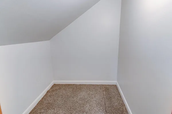 $285,000 | 1807 1st Street, Wellington, KS 67152