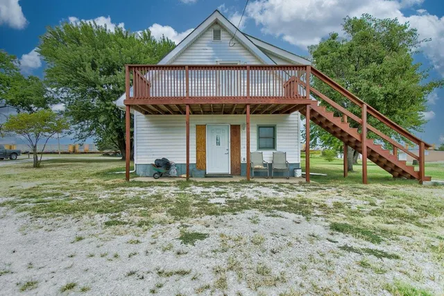 $285,000 | 1807 1st Street, Wellington, KS 67152