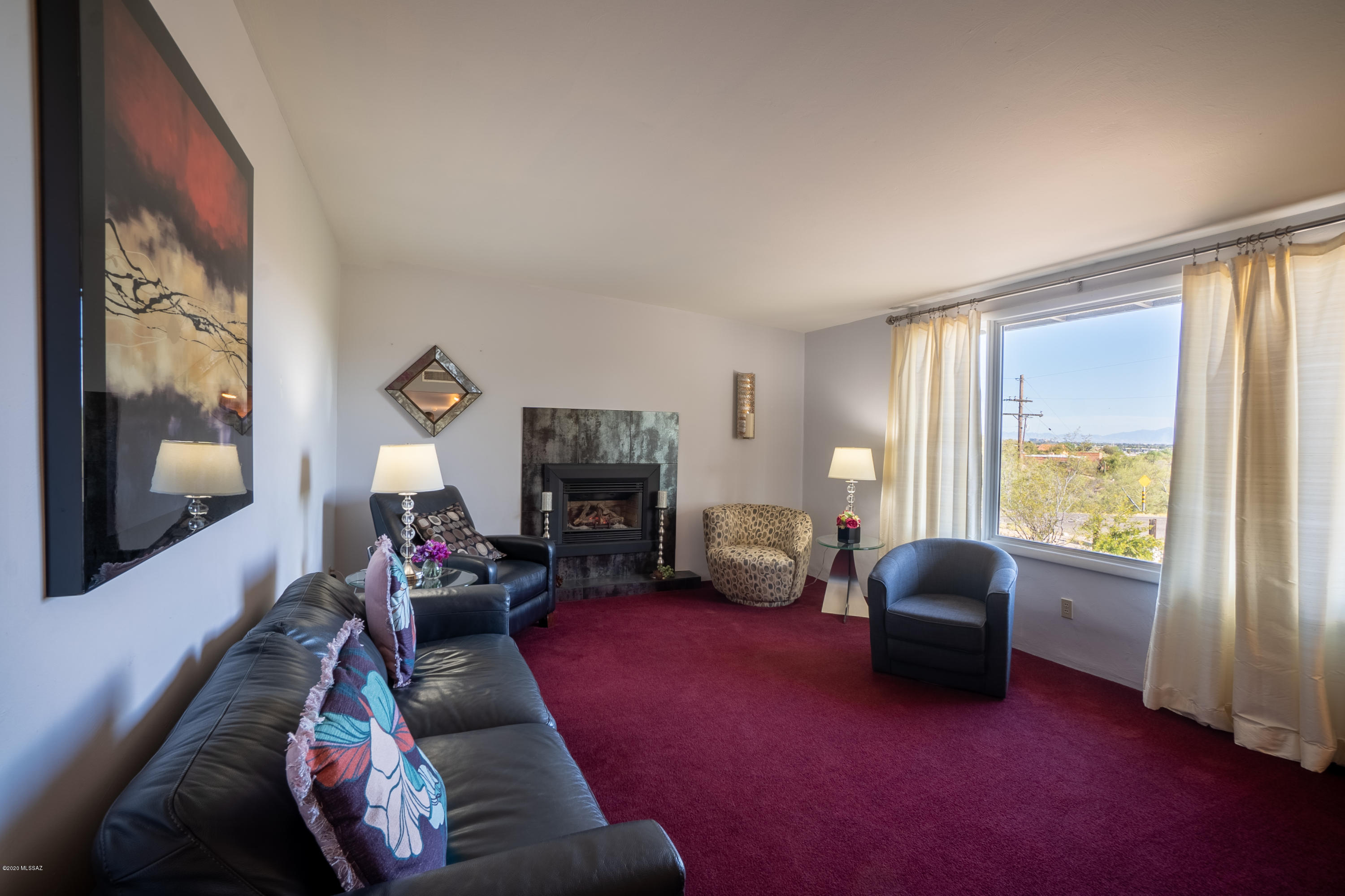 1040 West Roller Coaster Road Tucson, AZ 85704 - Photo 3 of 46 Gallery Image 3