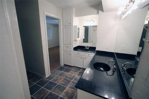 $1,650 | 4105 Vista Road, Unit 1, Pasadena, TX 77504