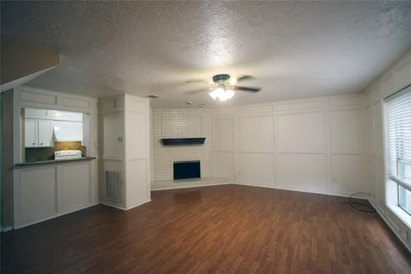$1,650 | 4105 Vista Road, Unit 1, Pasadena, TX 77504