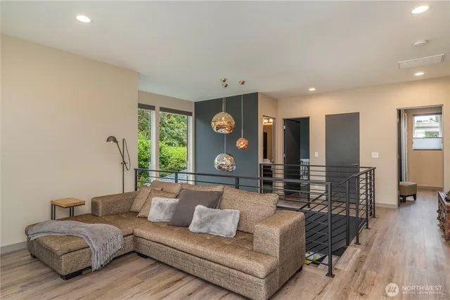 $7,200 | 1420 36th Avenue South, Seattle, WA 98144