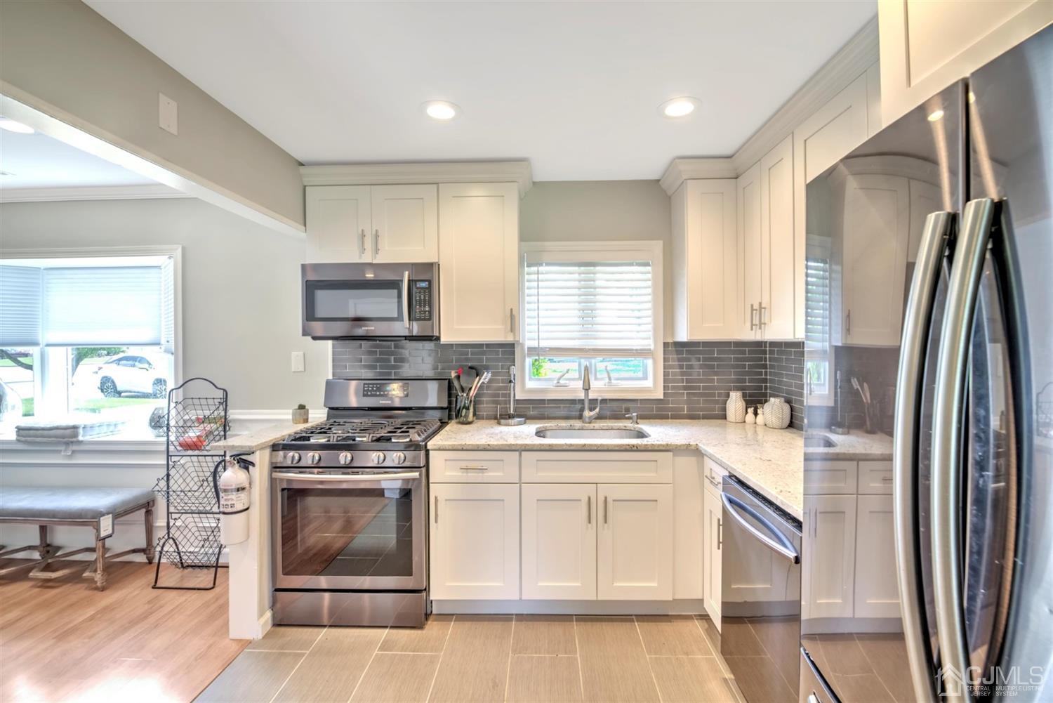 23 Sunrise Road Old Bridge, NJ 08857 - Photo 12 of 28 Gallery Image 12