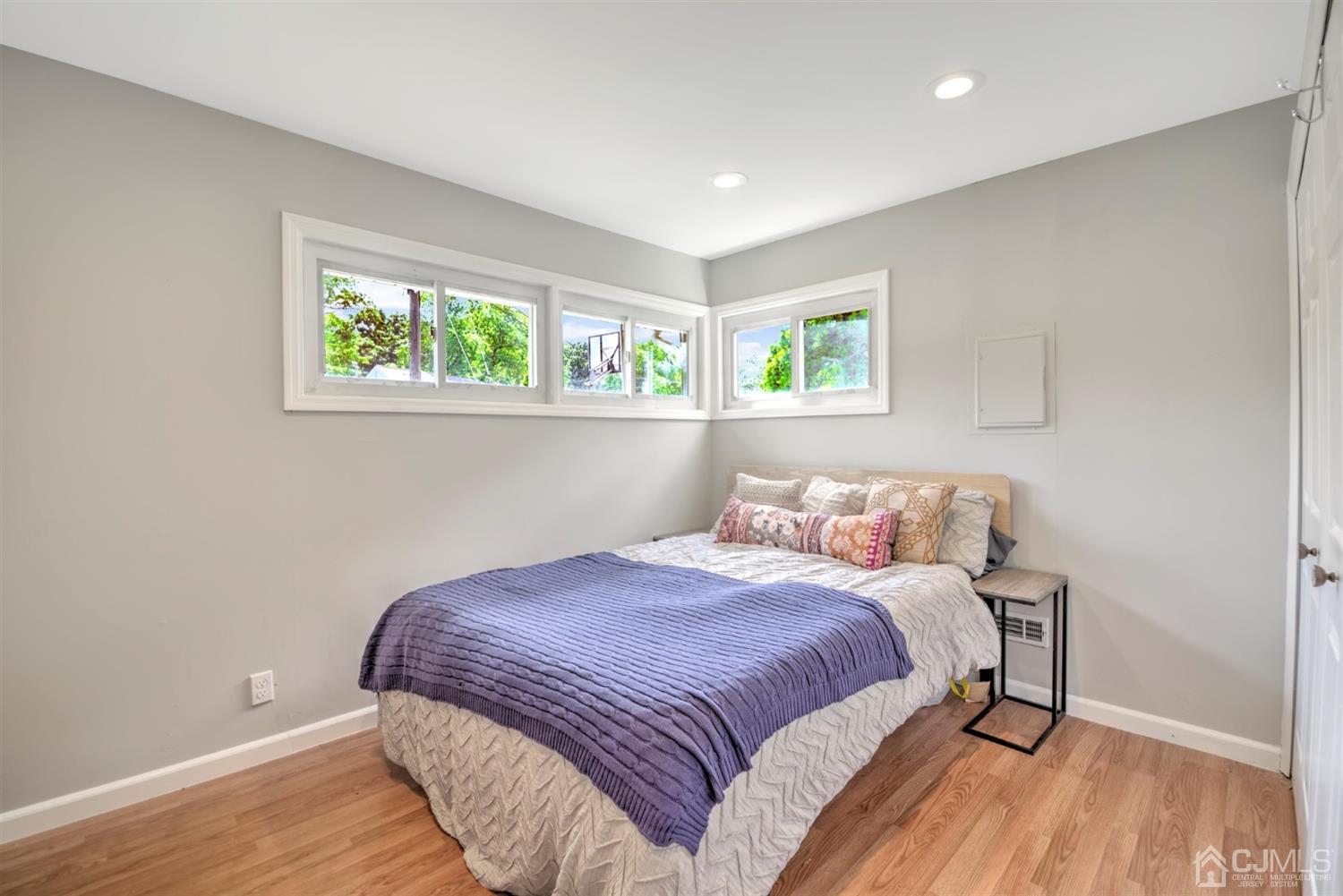 23 Sunrise Road Old Bridge, NJ 08857 - Photo 15 of 28 Gallery Image 15