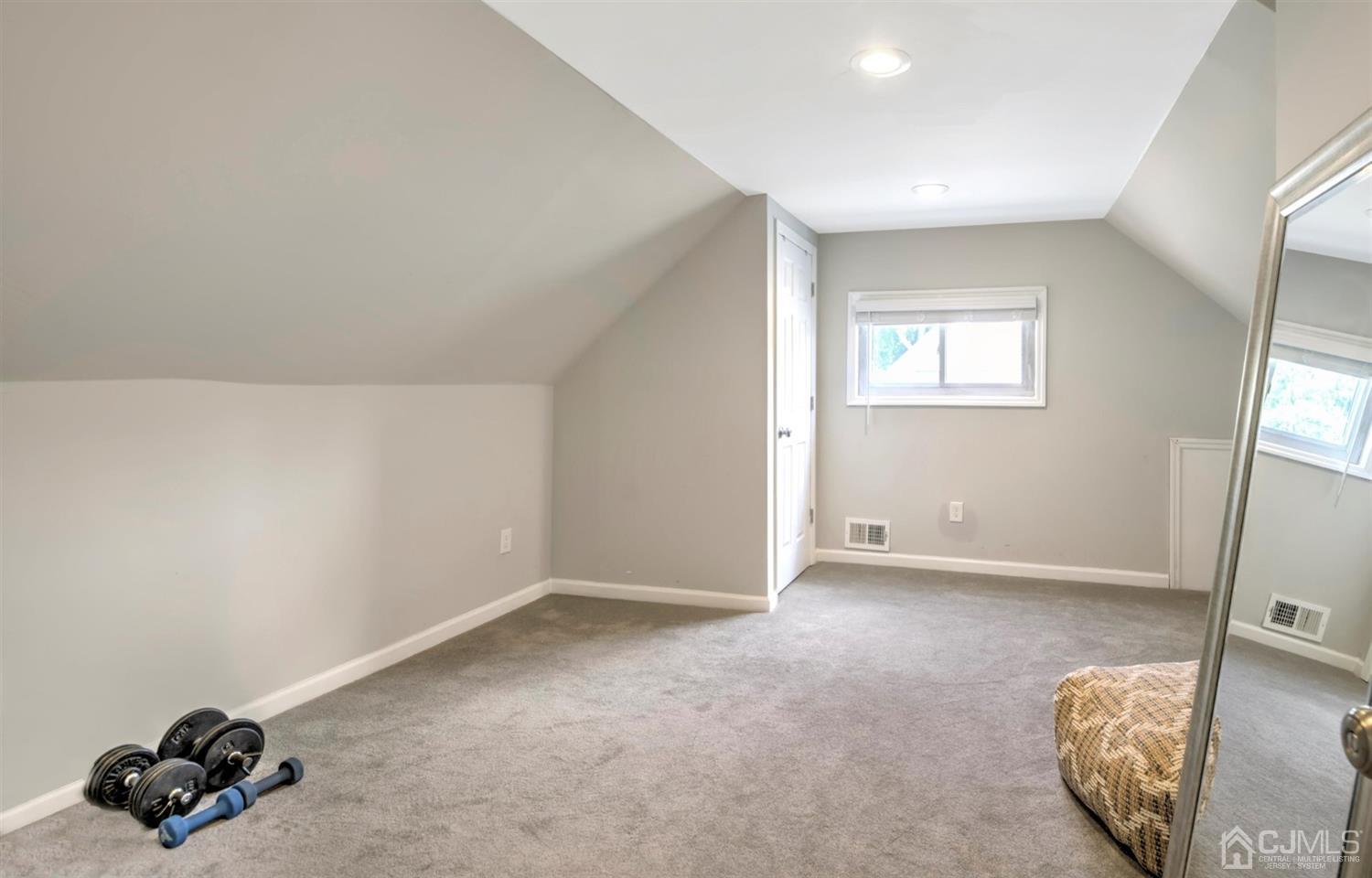 23 Sunrise Road Old Bridge, NJ 08857 - Photo 18 of 28 Gallery Image 18