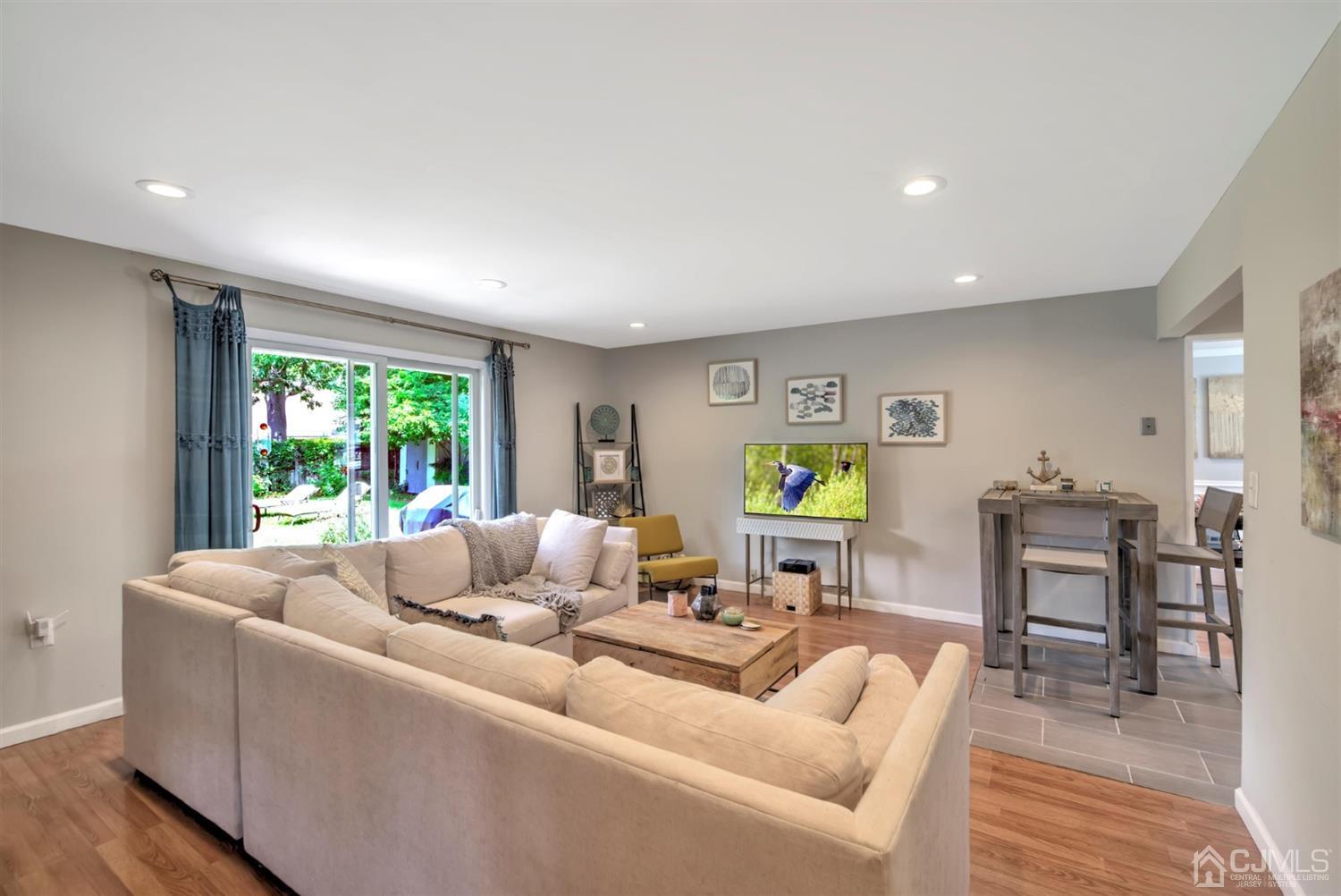 23 Sunrise Road Old Bridge, NJ 08857 - Photo 5 of 28 Gallery Image 5