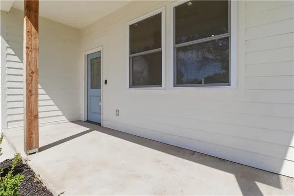$269,000 | 706 West Pacific Avenue, Osawatomie, KS 66064