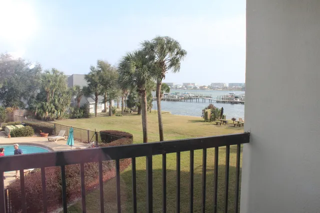 $174,500 | 214 Miracle Strip Parkway Southwest, Unit B206, Fort Walton Beach, FL 32548