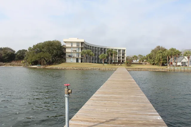$174,500 | 214 Miracle Strip Parkway Southwest, Unit B206, Fort Walton Beach, FL 32548