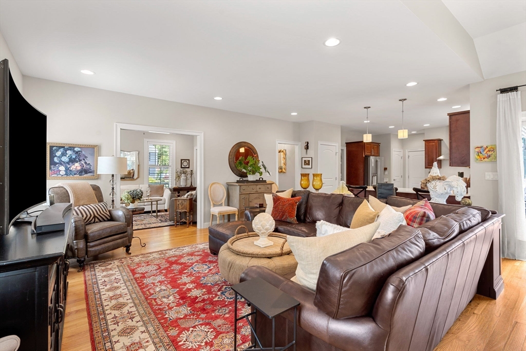 3 Howard Street Ipswich, MA 01938 - Photo 11 of 42