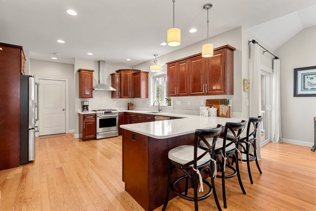 3 Howard Street Ipswich, MA 01938 - Photo 2 of 42
