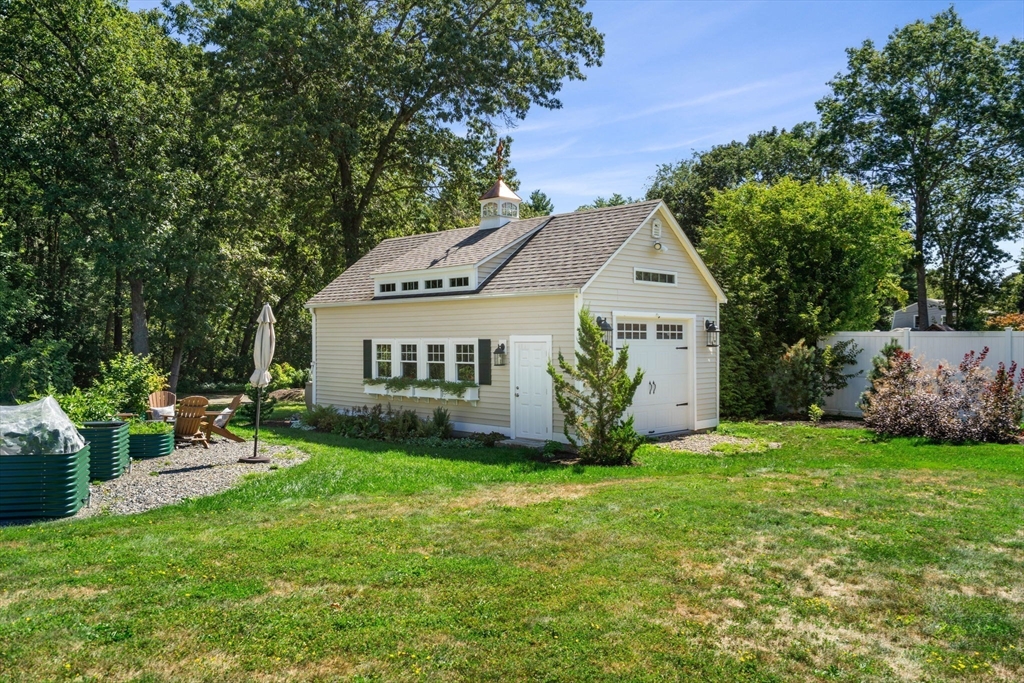 3 Howard Street Ipswich, MA 01938 - Photo 36 of 42