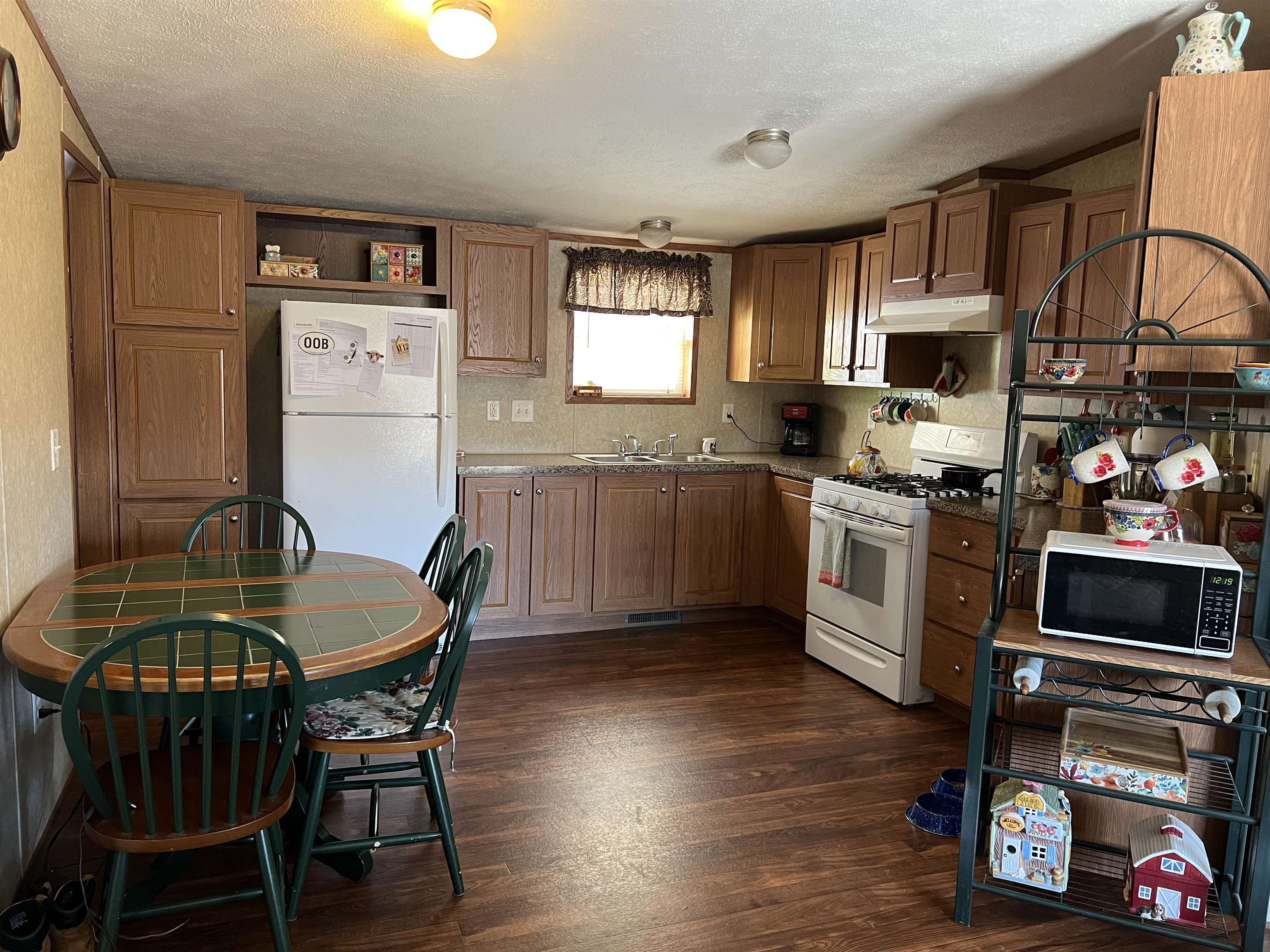 189 River Road Rumney, NH 03266 - Photo 4 of 28