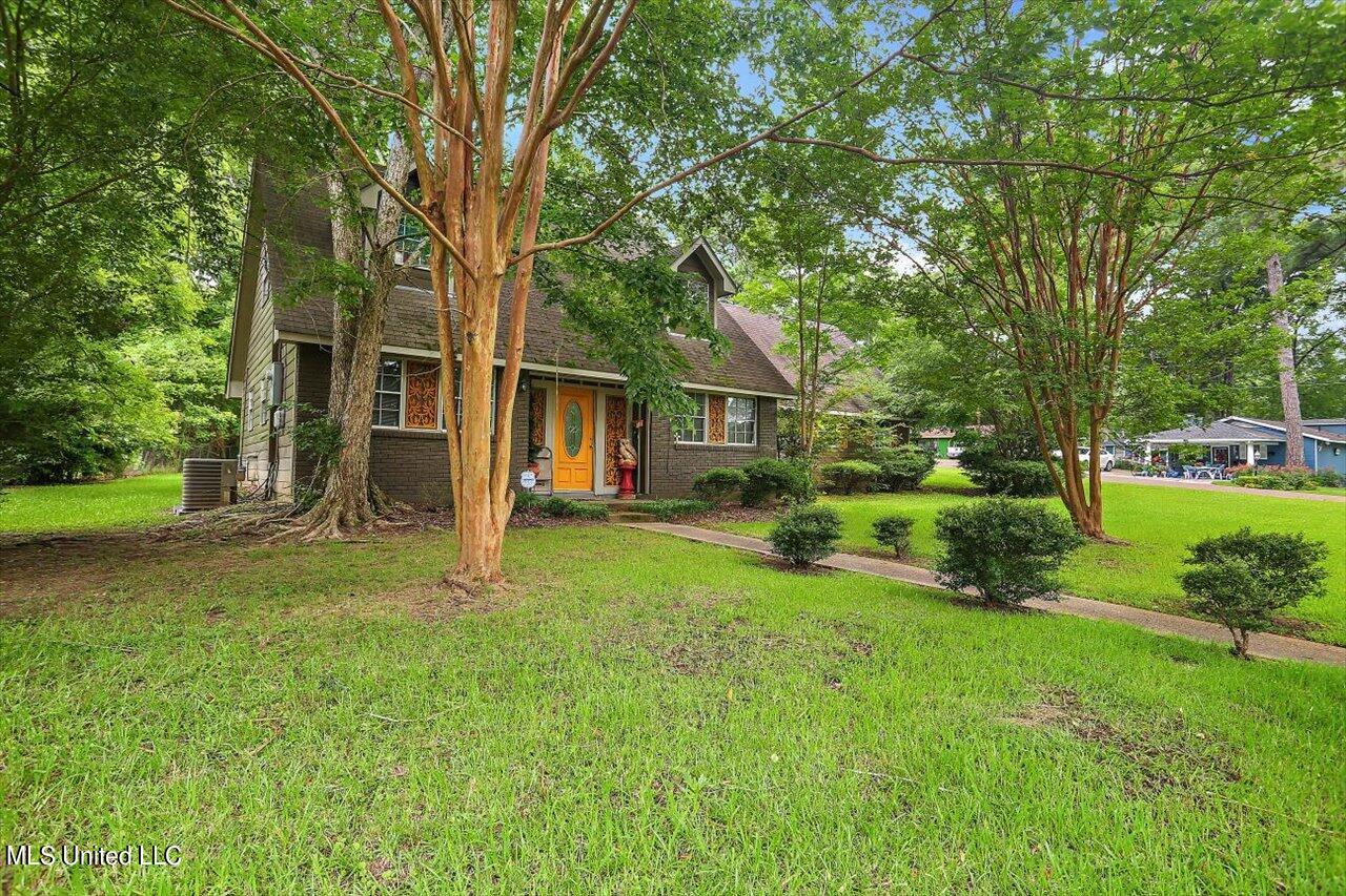 4625 Nisqually Road Jackson, MS 39206 - Photo 4 of 23 04-4625 Nisqually Rd