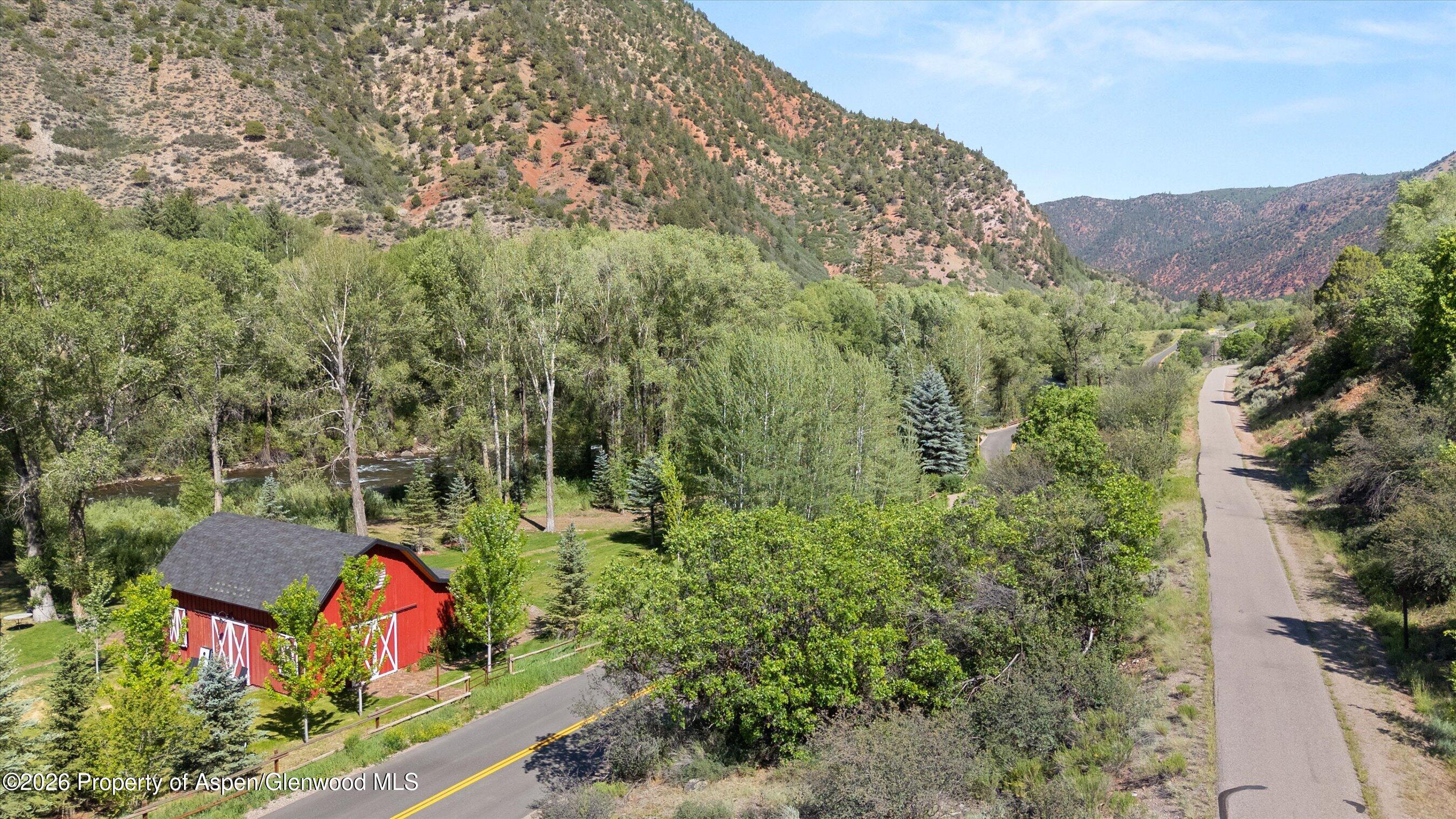 4054 Lower River Road Snowmass, CO 81654 - Photo 26 of 28 25-4053LowerRiverRd_2606_2185