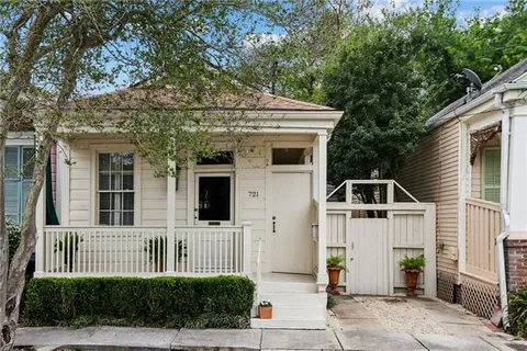 $594,000 | 721 Constantinople Street, New Orleans, LA 70115