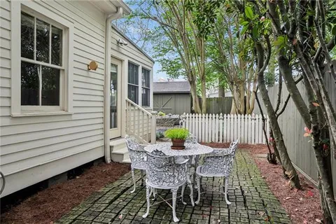 $594,000 | 721 Constantinople Street, New Orleans, LA 70115