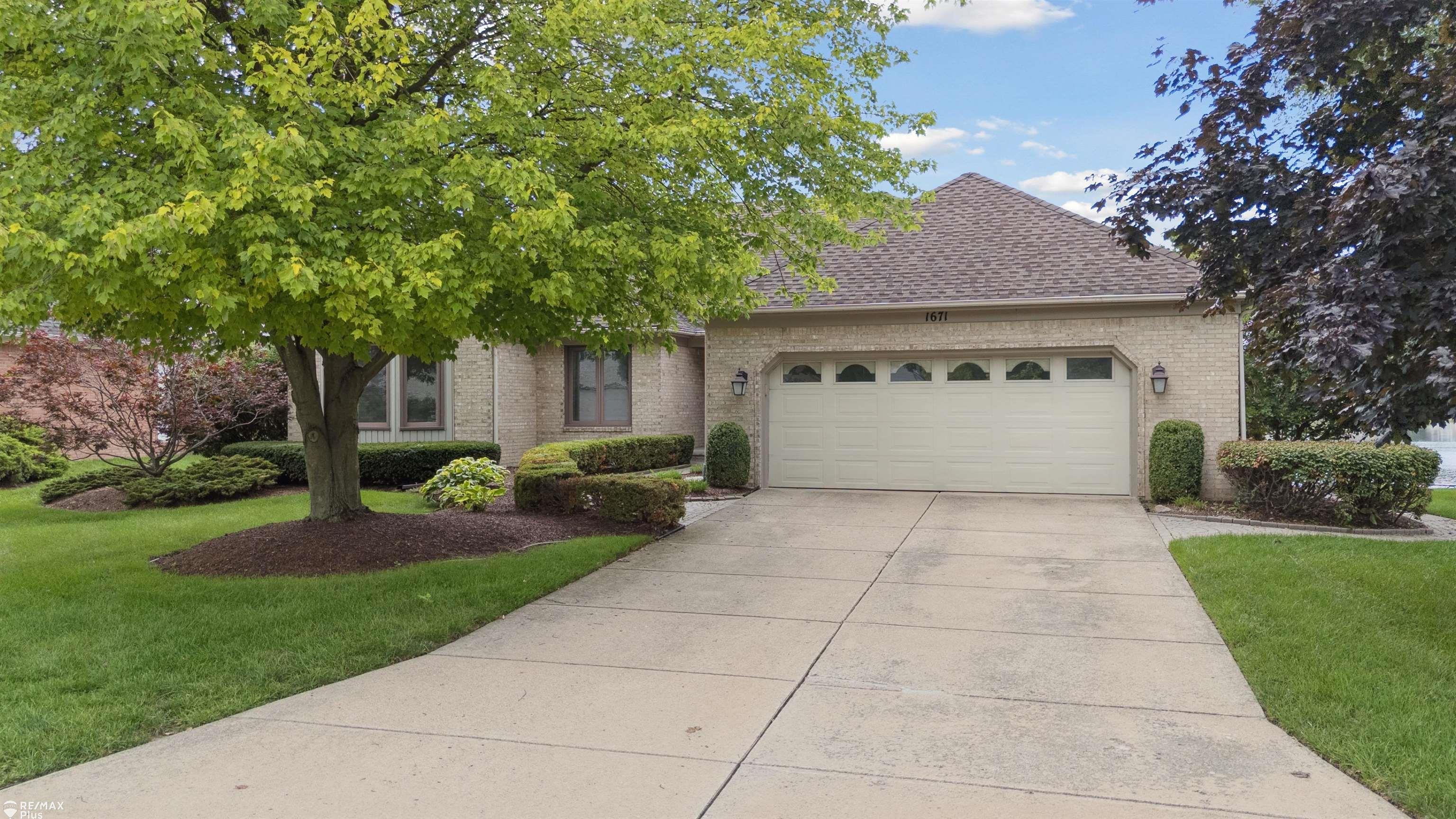 1671 South Shore Drive Rochester Hills, MI 48307 - Photo 58 of 77