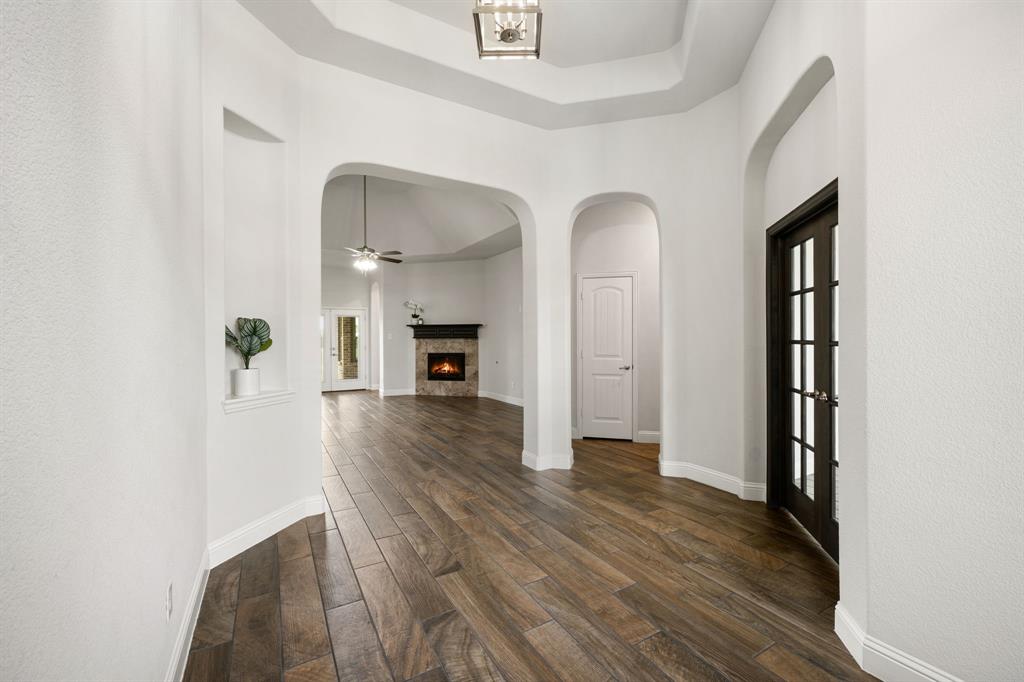 4341 Rush Road Midlothian, TX 76065 - Photo 4 of 36