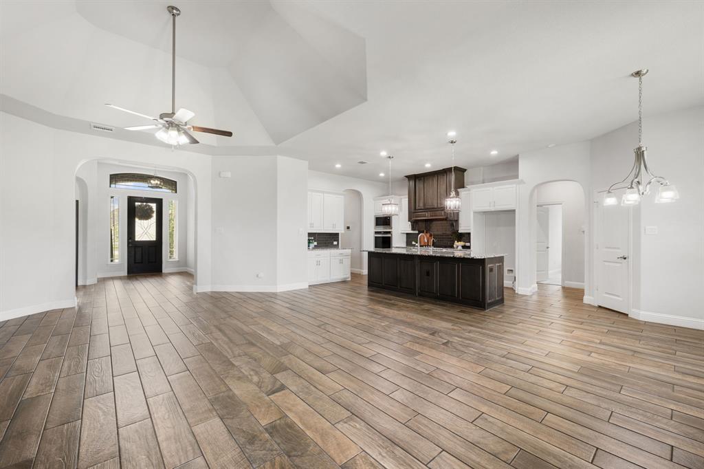4341 Rush Road Midlothian, TX 76065 - Photo 6 of 36