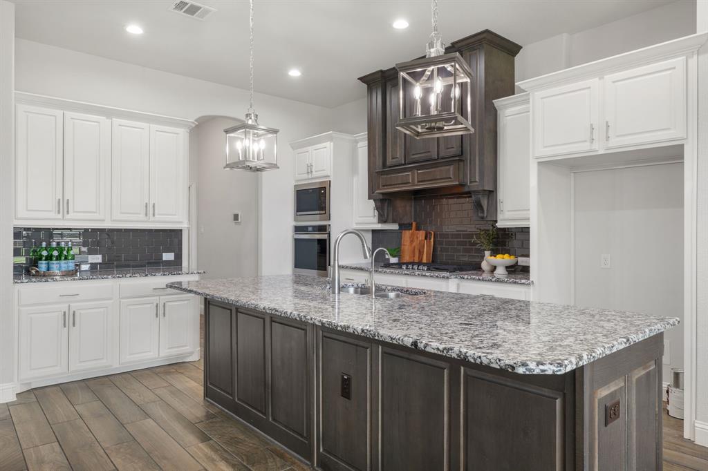 4341 Rush Road Midlothian, TX 76065 - Photo 7 of 36