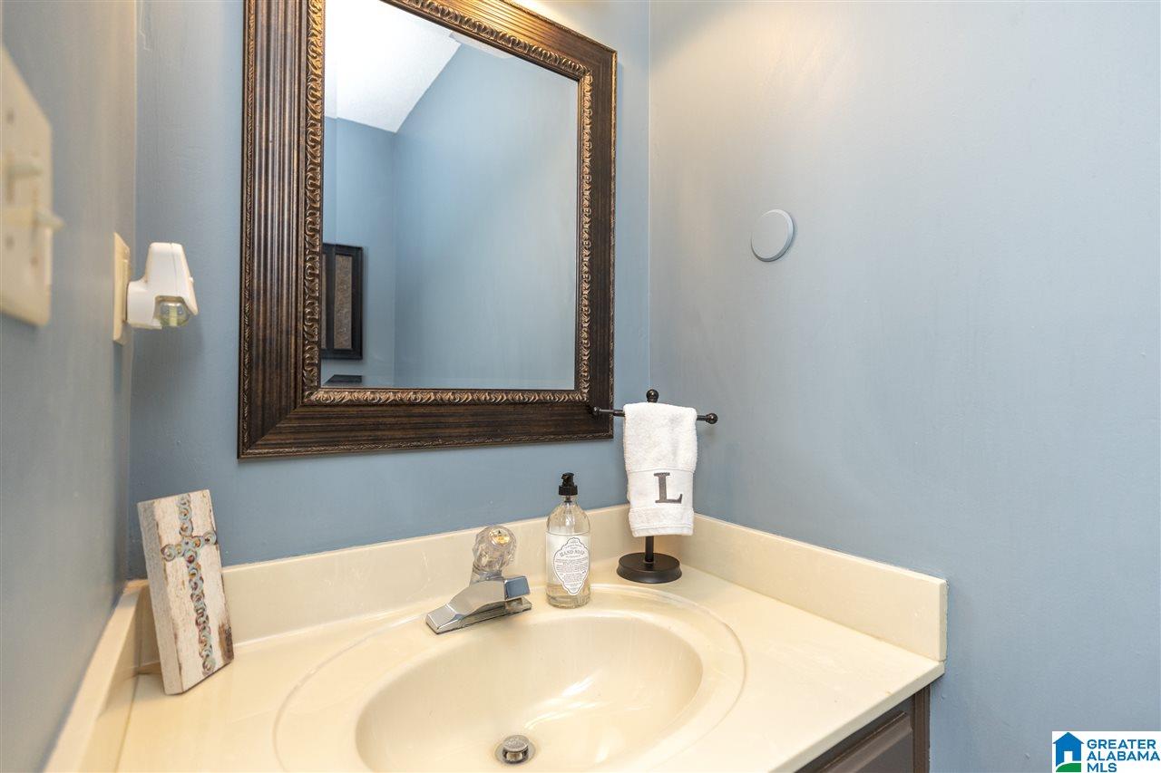 1020 Colonial Drive Alabaster, AL 35007 - Photo 18 of 31