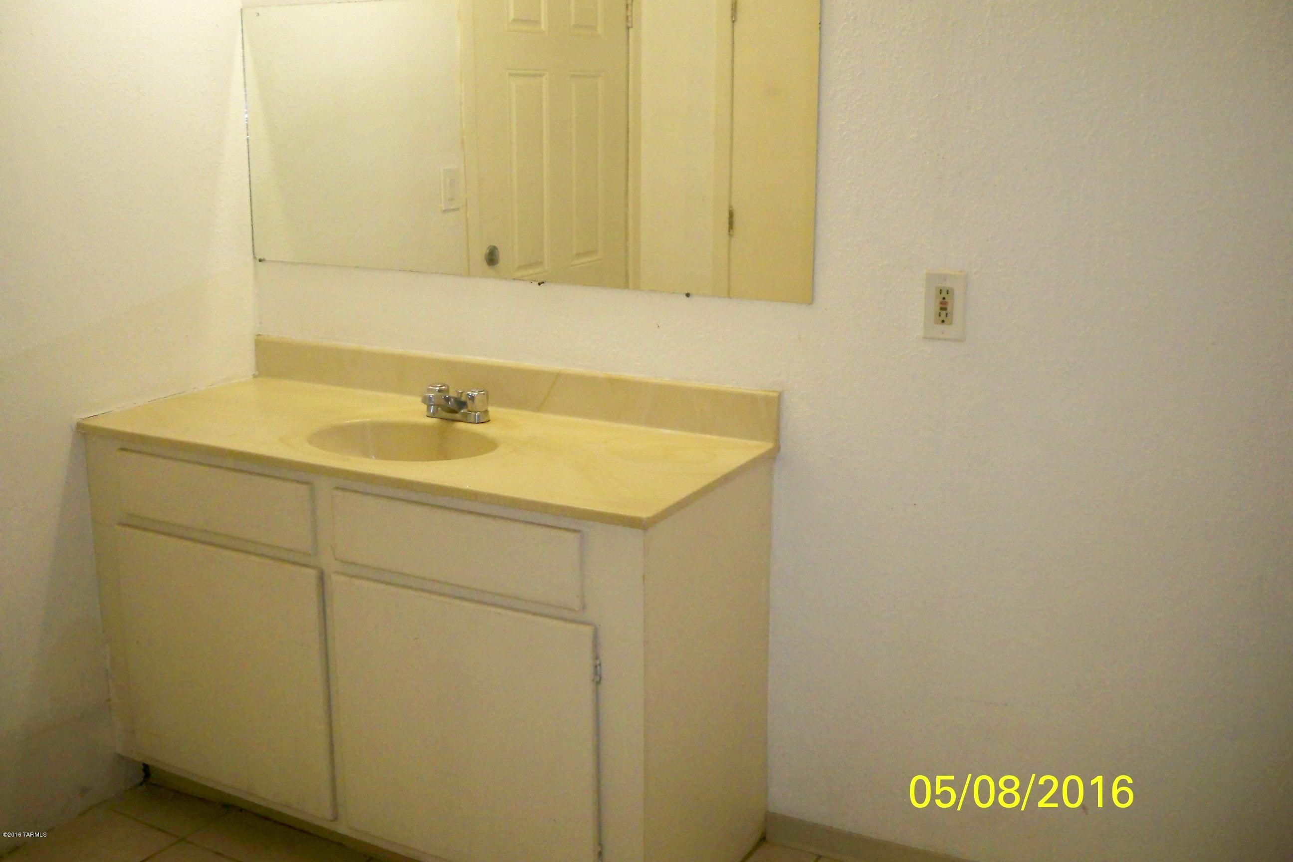 2762 West Bird Road Tucson, AZ 85746 - Photo 23 of 25 Gallery Image 23