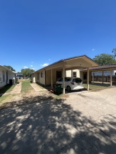 4407 Teri Road, Unit B Austin, TX 78744 - Photo 15 of 17