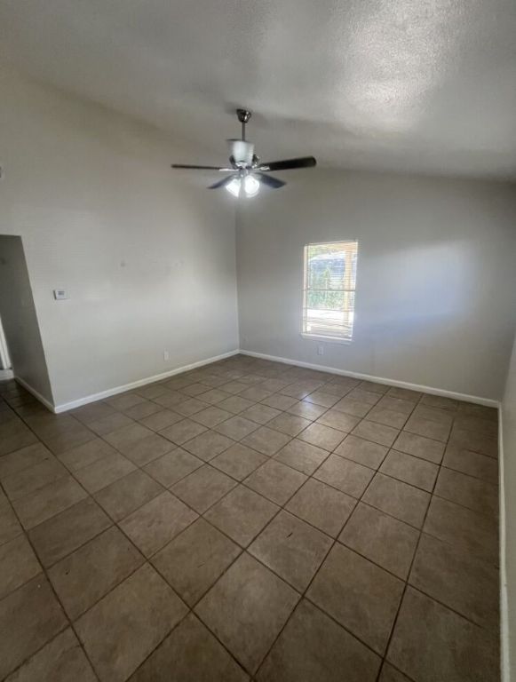4407 Teri Road, Unit B Austin, TX 78744 - Photo 5 of 17