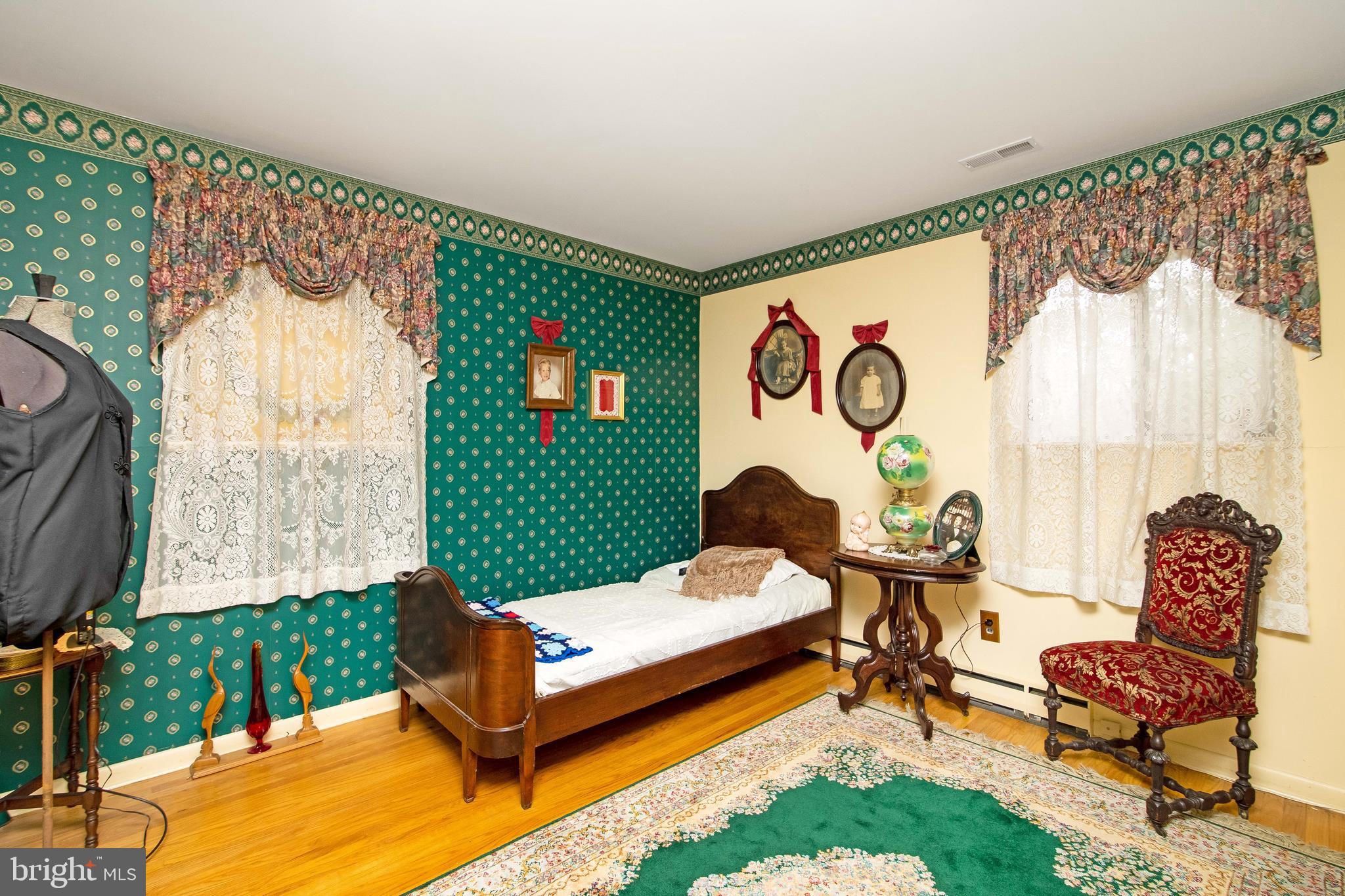 37 Penn Road Voorhees, NJ 08043 - Photo 19 of 45 large second bedroom