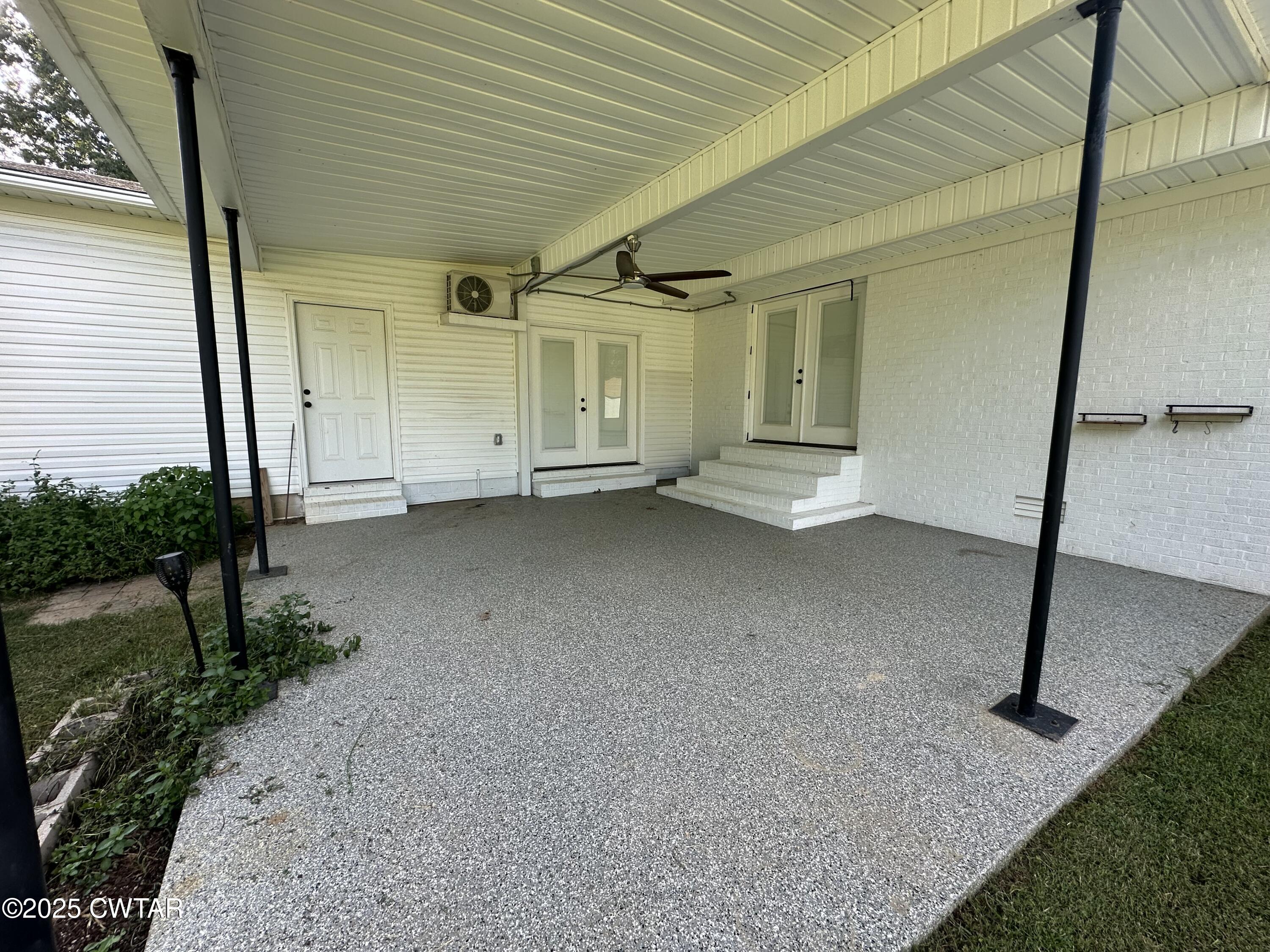 2027 Middle Road Milan, TN 38358 - Photo 24 of 35 IMG_3373
