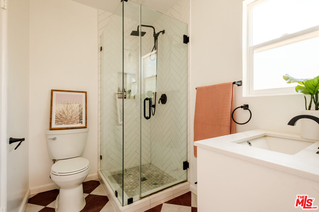 3739 Virginia Road Los Angeles, CA 90016 - Photo 42 of 72