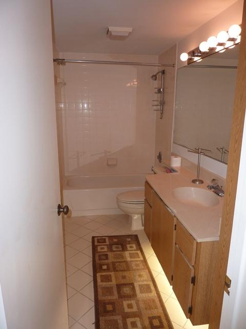 6902 69th Way West Palm Beach, FL 33407 - Photo 14 of 15 2nd Bathroom