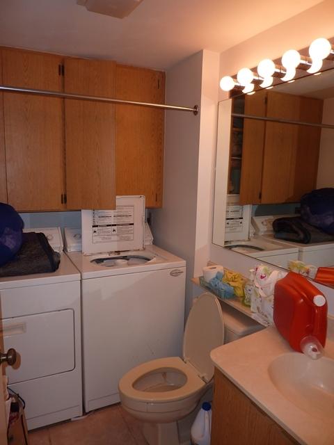 6902 69th Way West Palm Beach, FL 33407 - Photo 9 of 15 Laundry in 1/2 Bath