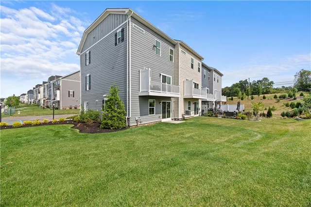 $3,200 | 8100 Walnut Way, Gibsonia, PA 15044